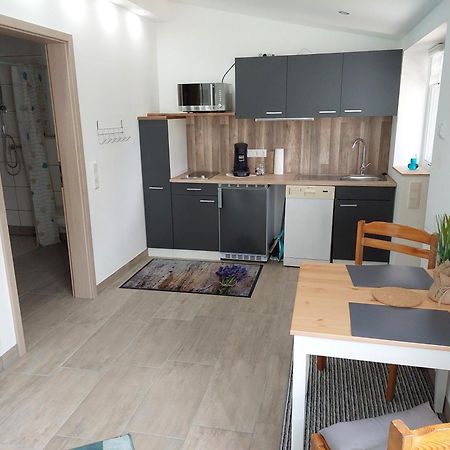 Ferienwohnungen! Kleine Bungalows Mit Terrasse! Stockhausen-Illfurth Ruang foto