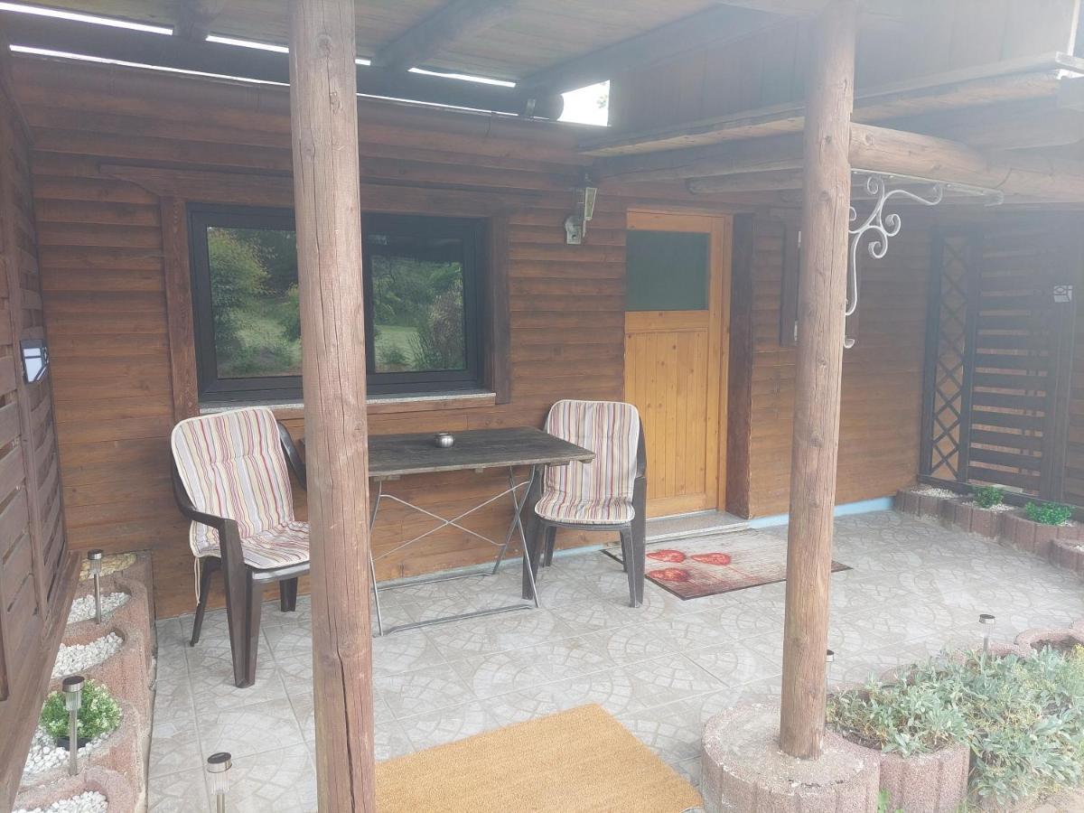 Ferienwohnungen! Kleine Bungalows Mit Terrasse! Stockhausen-Illfurth Bagian luar foto