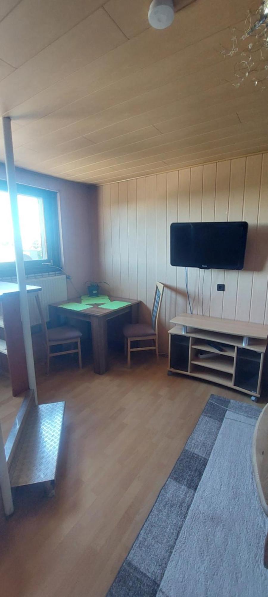 Ferienwohnungen! Kleine Bungalows Mit Terrasse! Stockhausen-Illfurth Ruang foto